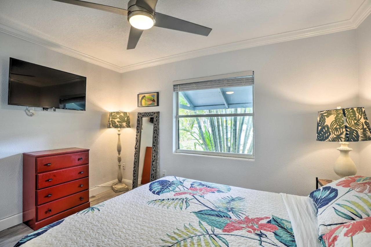 Indian Rocks Beach Retreat, Walk To Beaches! Clearwater Beach Exterior photo